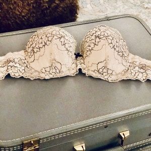Embellished VS Multi-way bra